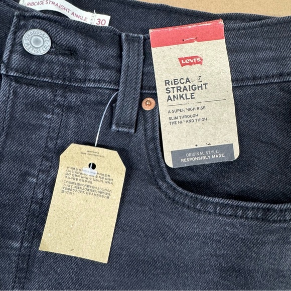 🌟LEVIS RIBCAGE CROP ANKLE JEANS BLACK - Picture 5 of 6